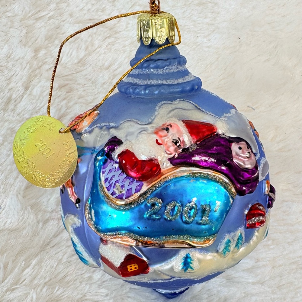 2001 Santa and Reindeer Commemorative Christmas Ornament 7”